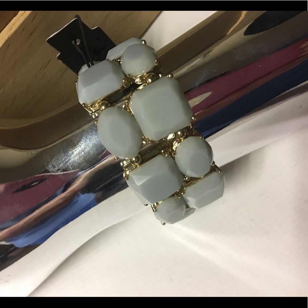 Target Stretch Bracelet - Picture 4 of 8